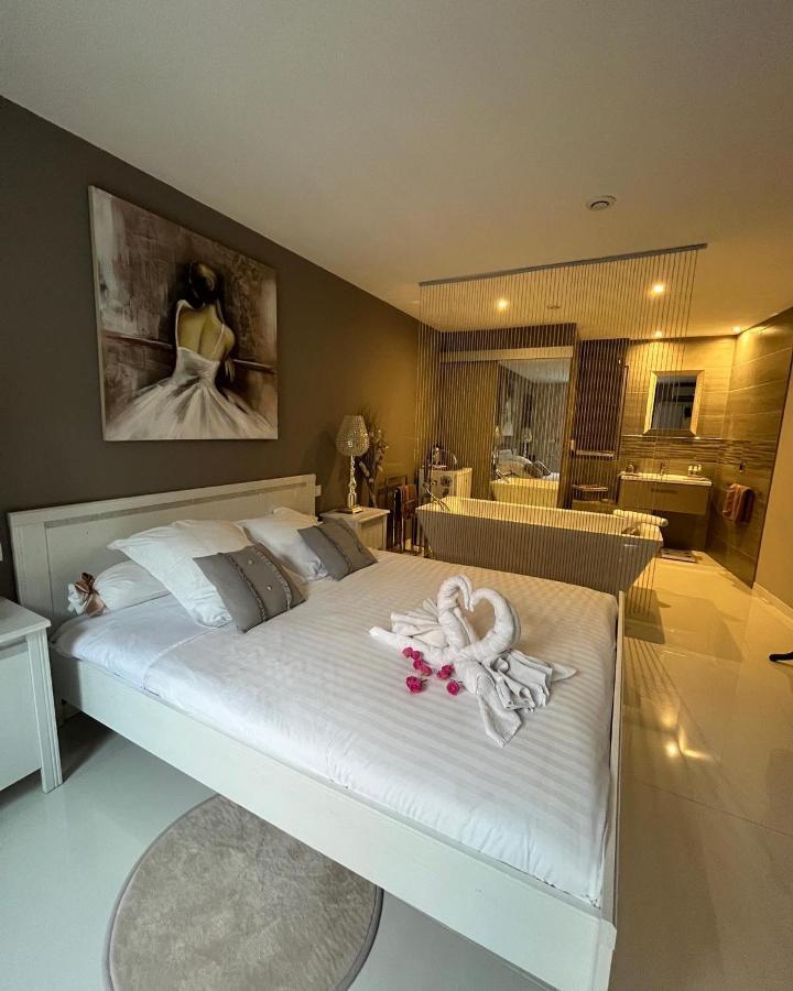 Bed and Breakfast Mon Petit Bali Maussane les Alpilles Exterior foto