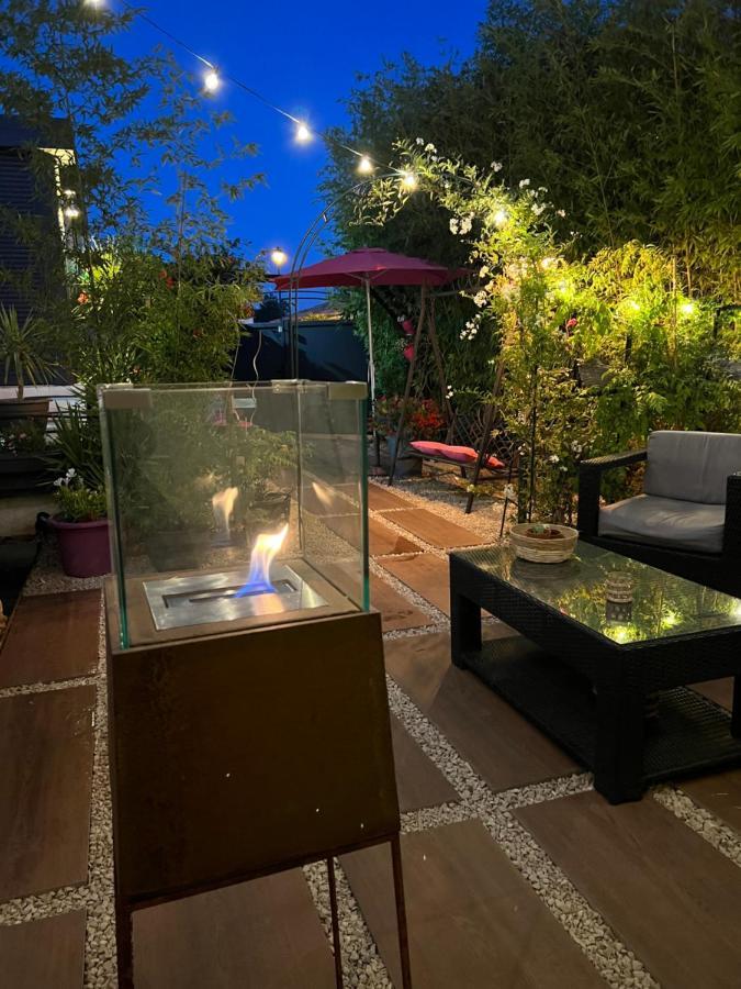 Bed and Breakfast Mon Petit Bali Maussane les Alpilles Exterior foto