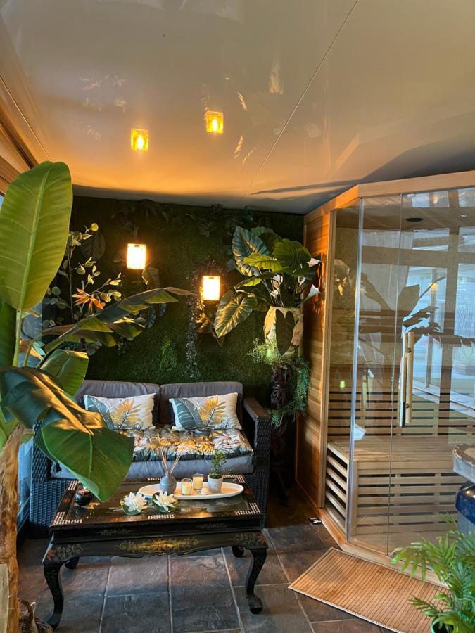Bed and Breakfast Mon Petit Bali Maussane les Alpilles Exterior foto