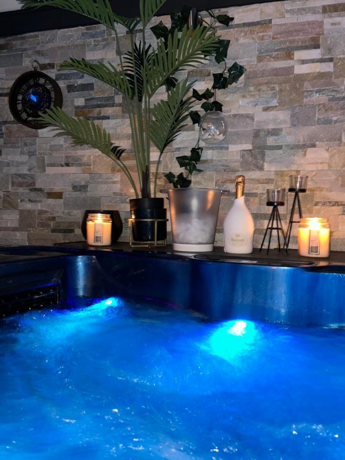 Bed and Breakfast Mon Petit Bali Maussane les Alpilles Exterior foto